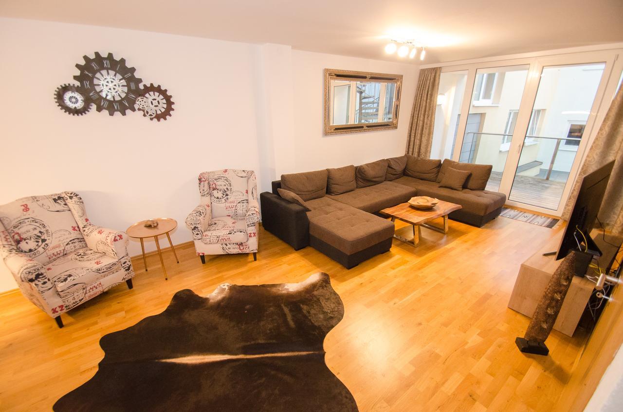 Penthouse Seven By All In One Apartments ツェル アム ゼー エクステリア 写真